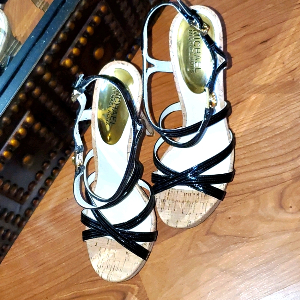 Micheal Kors Heels